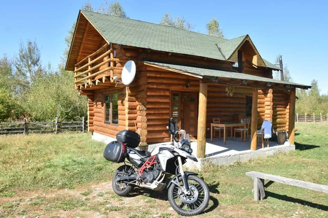 Musketeers Cabin ポルンバク・デ・スス エクステリア 写真